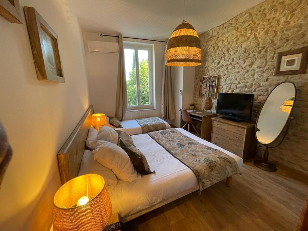 Hotel Mas De Galoffre Ним Экстерьер фото