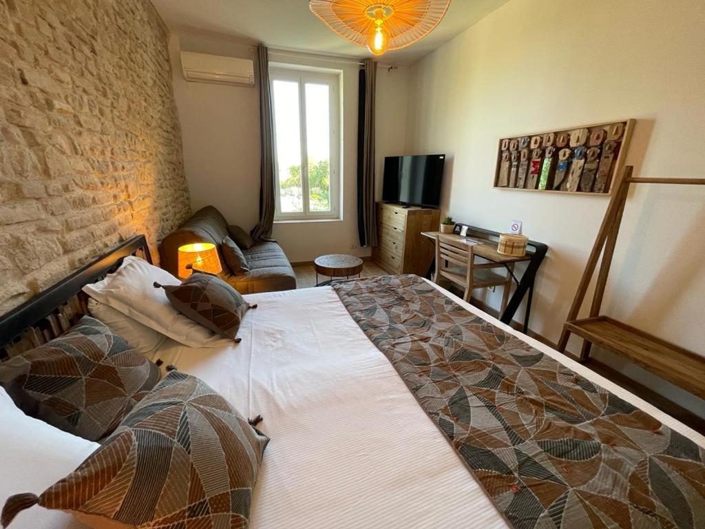 Hotel Mas De Galoffre Ним Экстерьер фото